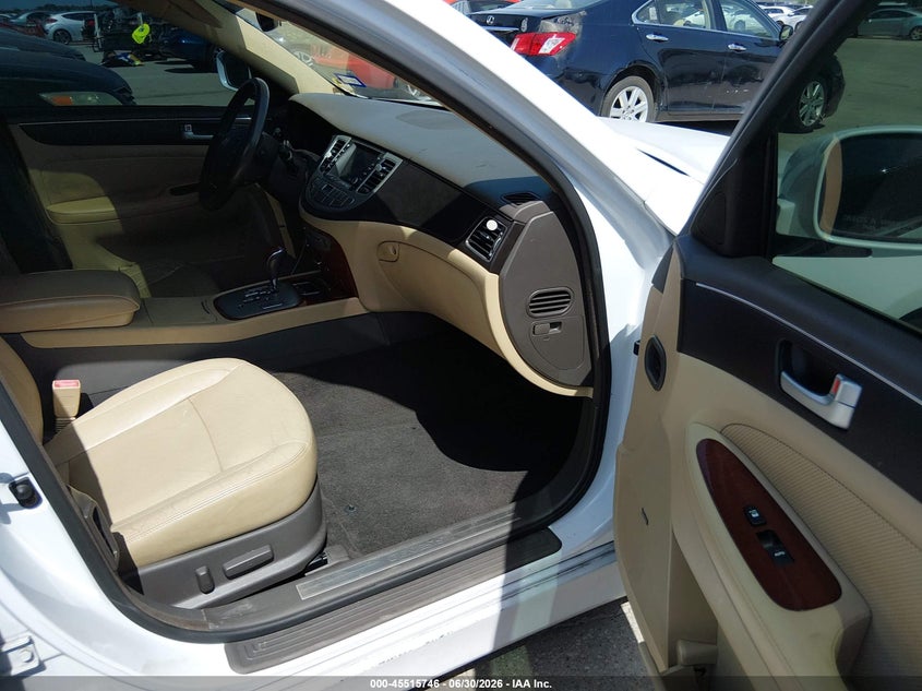 2013 Hyundai Genesis VIN KMHGC4DD2DU258542 IAAI salvage auction — NORMAL WEAR, Original (Texas), sold $700 on 2026-07-20 (photo 5)