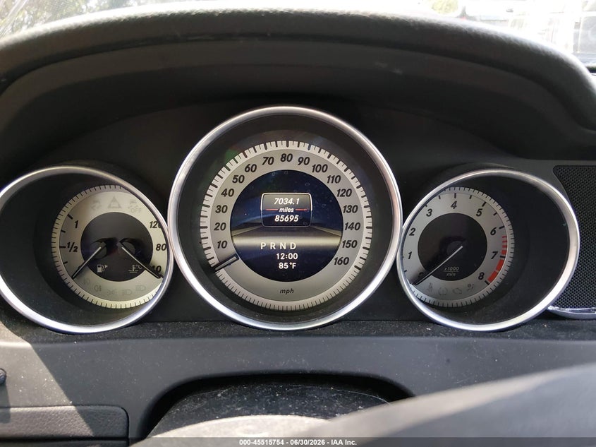 2013 Mercedes-benz C-klasse VIN WDDGF4HB1DA782938 IAAI salvage auction — NORMAL WEAR, Clear (Virginia), sold $350 on 2026-07-16 (photo 7)
