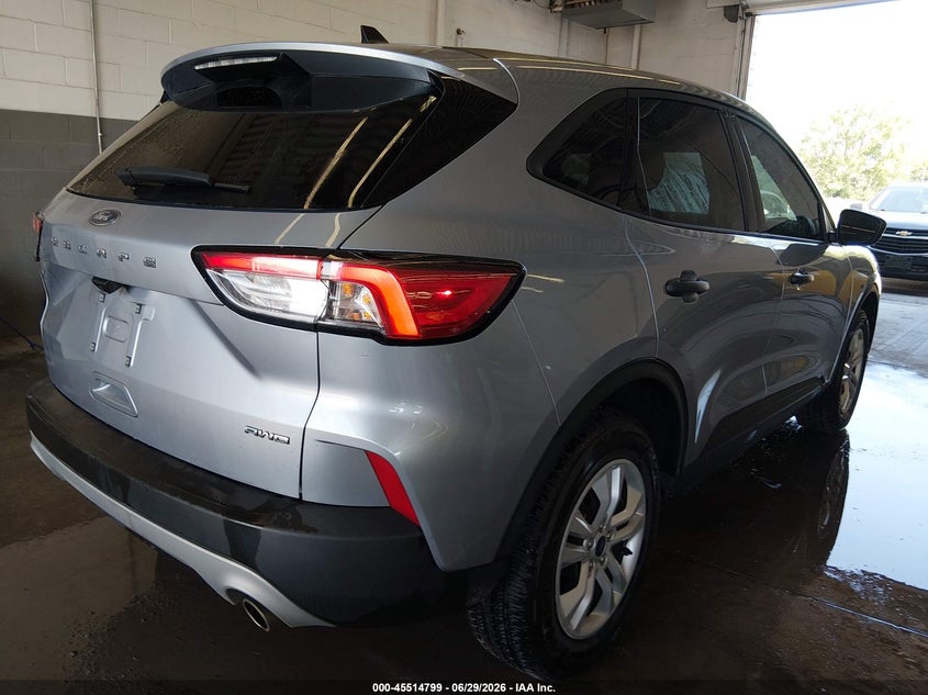 2022 Ford Escape VIN 1FMCU9F64NUB50366 IAAI salvage auction — NORMAL WEAR, Sf97 (New York), sold $8,400 on 2026-08-20 (photo 4)