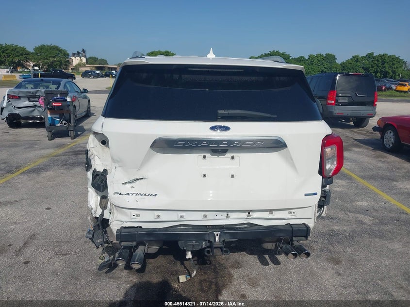 2020 Ford Explorer VIN 1FM5K8HC7LGB90187 IAAI salvage auction — REAR END, Salvage Title, sold $7,200 on 2026-09-04 (photo 6)