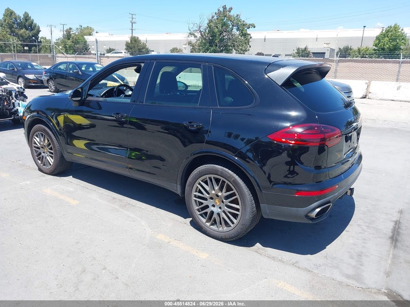 2017 Porsche Cayenne VIN WP1AA2A22HKA87475 IAAI salvage auction — NORMAL WEAR, Clear - Dealer Only (California), sold $1,750 on 2026-07-29 (photo 3)