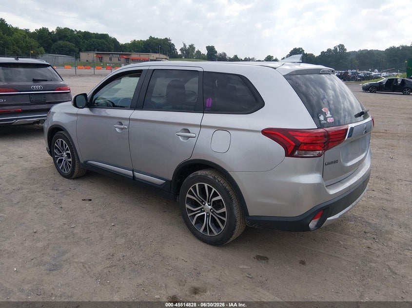 2018 Mitsubishi Outlander VIN JA4AZ3A32JJ003606 IAAI salvage auction — ROOF, Clear (Tennessee), sold $25 on 2026-07-29 (photo 3)