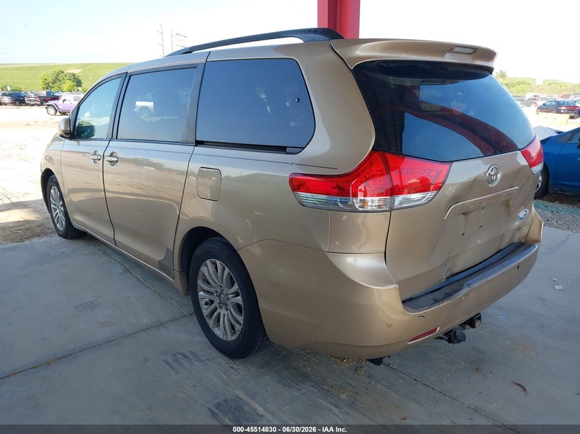2011 Toyota Sienna VIN 5TDYK3DC4BS019685 IAAI salvage auction — REAR END, Rebuildable (Florida), sold $1,650 on 2026-07-21 (photo 3)