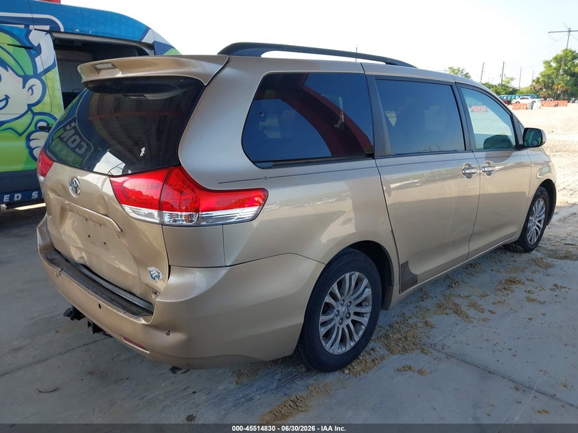 2011 Toyota Sienna VIN 5TDYK3DC4BS019685 IAAI salvage auction — REAR END, Rebuildable (Florida), sold $1,650 on 2026-07-21 (photo 4)