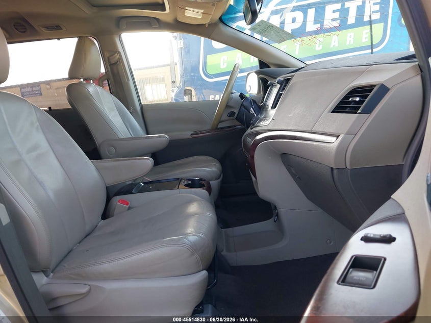 2011 Toyota Sienna VIN 5TDYK3DC4BS019685 IAAI salvage auction — REAR END, Rebuildable (Florida), sold $1,650 on 2026-07-21 (photo 5)