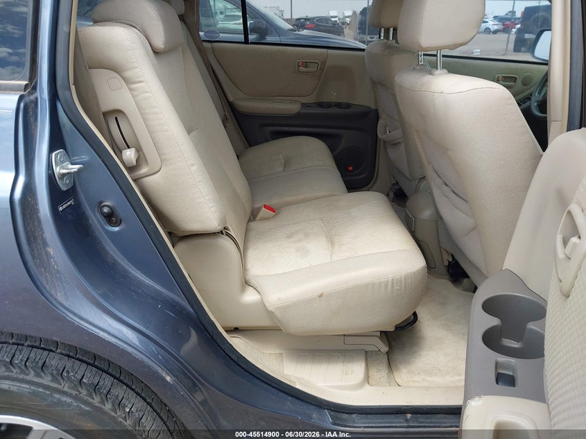 2004 Toyota Highlander VIN JTEDP21A740019677 IAAI salvage auction — NORMAL WEAR, Original (Texas), sold $725 on 2026-07-20 (photo 8)