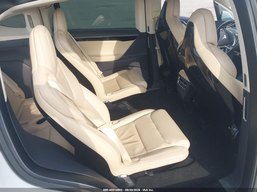 2016 Tesla Model x VIN 5YJXCBE26GF021247 IAAI salvage auction — NORMAL WEAR, Clear (Florida), sold $7,900 on 2026-07-29 (photo 8)