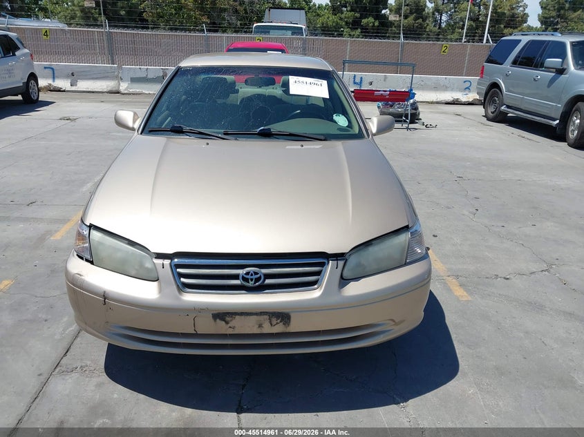 2000 Toyota Camry VIN JT2BG22K5Y0413597 IAAI salvage auction — NORMAL WEAR, Clear - Dealer Only (California), sold $675 on 2026-07-06 (photo 6)