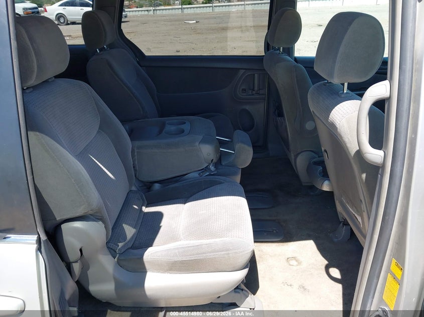2006 Toyota Sienna VIN 5TDZA23C26S419981 IAAI salvage auction — NORMAL WEAR, Clear (New Mexico), sold $475 on 2026-07-29 (photo 8)