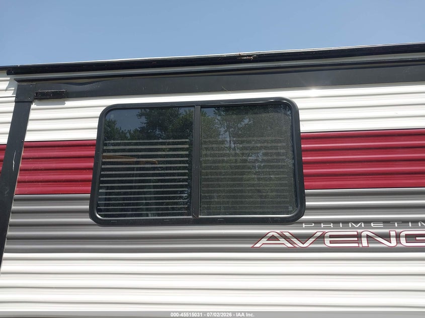 2024 Avenger Travel trailer VIN 5ZT2AVSB2RB938132 IAAI salvage auction — STORM DAMAGE, Mv-907A (New York), sold $1,200 on 2026-07-22 (photo 6)