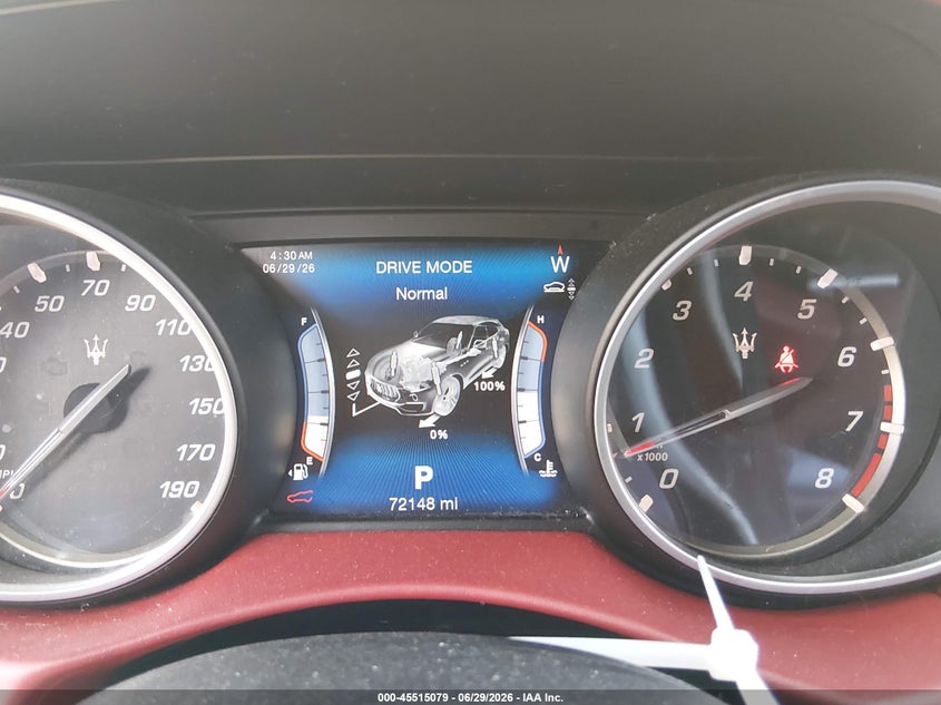 2017 Maserati Levante VIN ZN661XUS8HX243200 IAAI salvage auction — RIGHT SIDE, Salvage Title, sold $6,100 on 2026-07-23 (photo 7)
