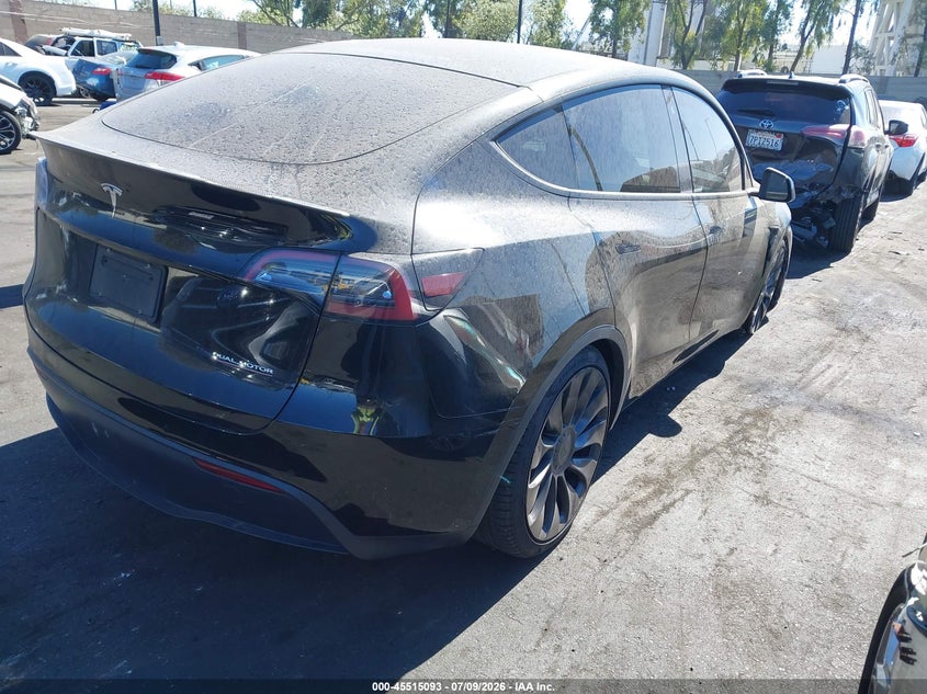 2021 Tesla Model y VIN 5YJYGDEFXMF277930 IAAI salvage auction — RIGHT SIDE, Salvage Title, sold $11,575 on 2026-07-31 (photo 4)