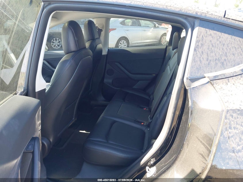 2021 Tesla Model y VIN 5YJYGDEFXMF277930 IAAI salvage auction — RIGHT SIDE, Salvage Title, sold $11,575 on 2026-07-31 (photo 8)
