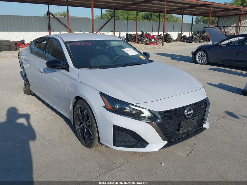 2025 Nissan Altima VIN 1N4BL4CV7SN354060 — IAAI salvage auction photo