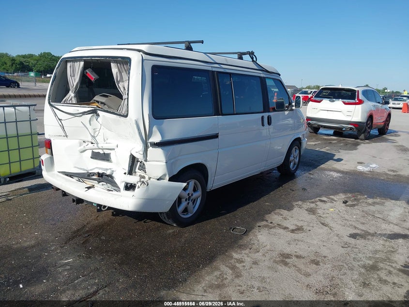 2002 Volkswagen Eurovan VIN WV2NB47022H084079 IAAI salvage auction — RIGHT REAR, Salvage (Missouri), sold $2,000 on 2026-07-14 (photo 4)