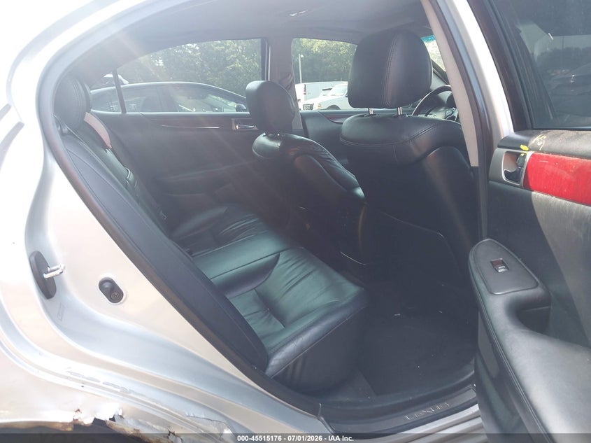 2005 Lexus Es 330 VIN JTHBA30G655064895 IAAI salvage auction — NORMAL WEAR, Clear (Maryland), sold $425 on 2026-07-17 (photo 8)