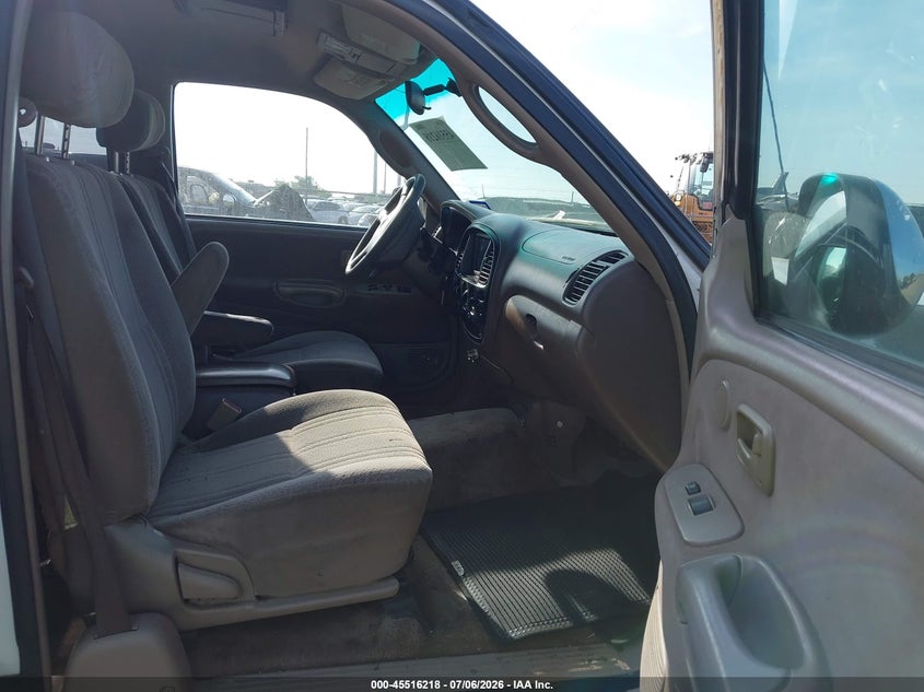2002 Toyota Tundra VIN 5TBRT34152S285659 IAAI salvage auction — NORMAL WEAR, Original (Texas), sold $1,100 on 2026-07-14 (photo 5)