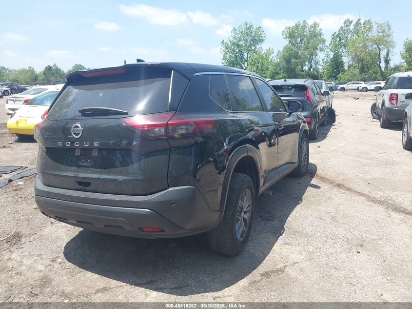 2021 Nissan Rogue VIN JN8AT3AA6MW018305 IAAI salvage auction — LEFT SIDE, Salvage (Ohio), sold $2,450 on 2026-07-28 (photo 4)