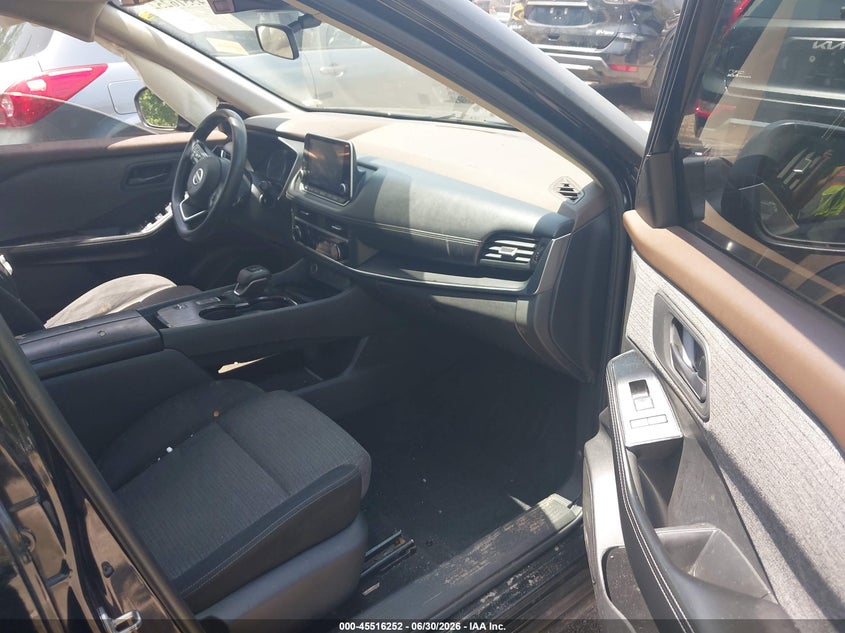2021 Nissan Rogue VIN JN8AT3AA6MW018305 IAAI salvage auction — LEFT SIDE, Salvage (Ohio), sold $2,450 on 2026-07-28 (photo 5)