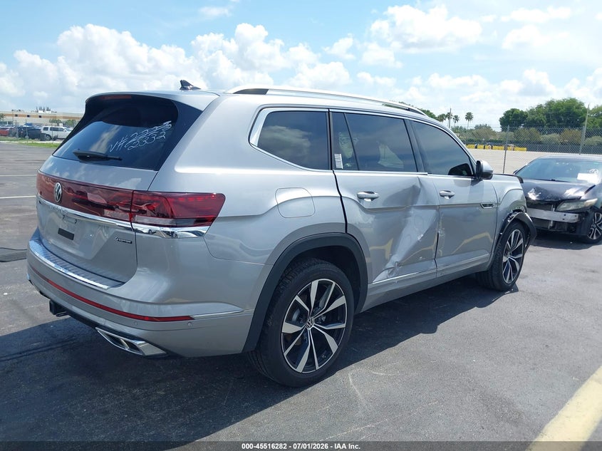 2024 Volkswagen Atlas VIN 1V2FR2CA8RC572332 IAAI salvage auction — RIGHT FRONT, Wait Title, sold $8,500 on 2026-08-23 (photo 4)