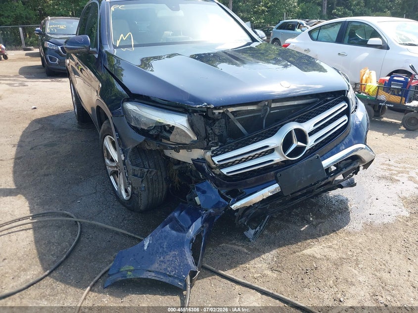 2017 Mercedes-benz Glc VIN WDC0G4KB2HV004349 IAAI salvage auction — FRONT END, Salvage - Greater Than 75% (Maryland), sold $4,150 on 2026-07-22 (photo 6)