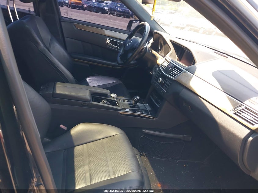 2011 Mercedes-benz E-class VIN WDDHF7HB4BA371021 IAAI salvage auction — NORMAL WEAR, Clear (Florida), sold $4,150 on 2026-07-17 (photo 5)