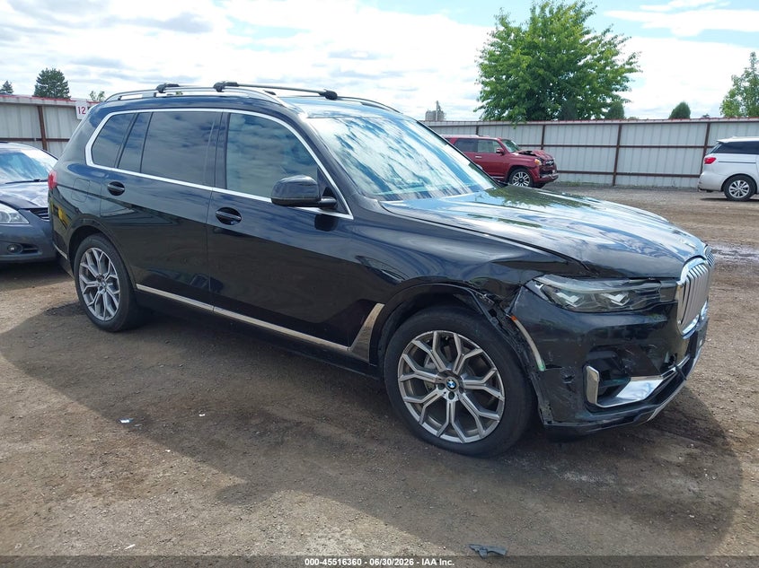 2020 BMW X7 VIN 5UXCW2C08L9C40921 IAAI salvage auction — RIGHT FRONT, Salvage Title, sold $17,400 on 2026-07-15 (photo 1)