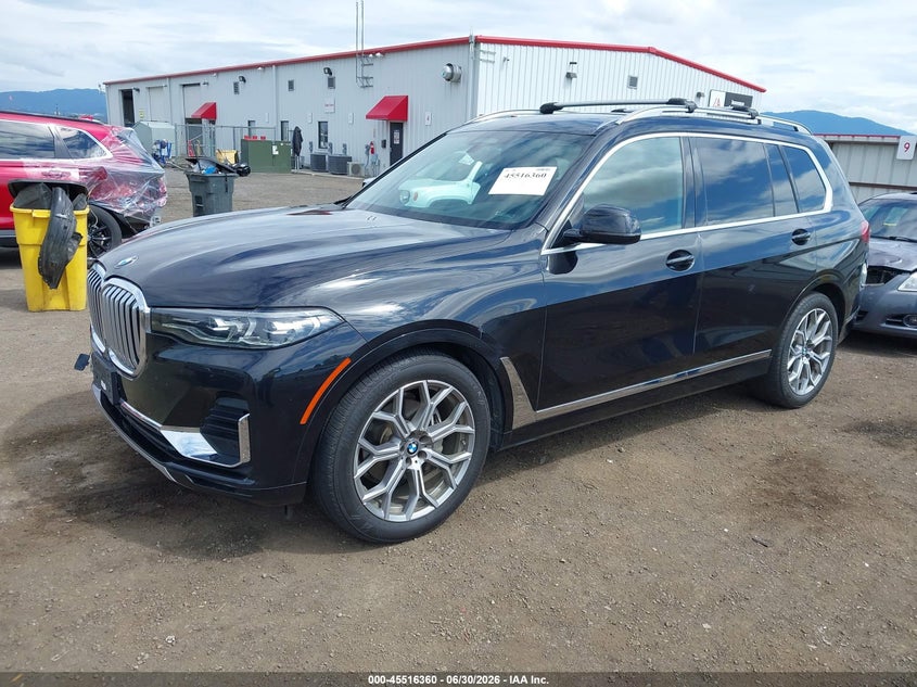 2020 BMW X7 VIN 5UXCW2C08L9C40921 IAAI salvage auction — RIGHT FRONT, Salvage Title, sold $17,400 on 2026-07-15 (photo 2)