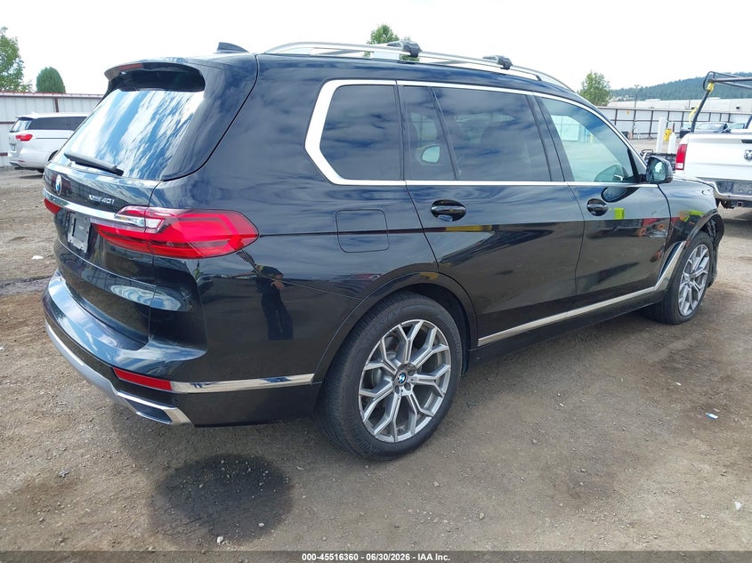 2020 BMW X7 VIN 5UXCW2C08L9C40921 IAAI salvage auction — RIGHT FRONT, Salvage Title, sold $17,400 on 2026-07-15 (photo 4)