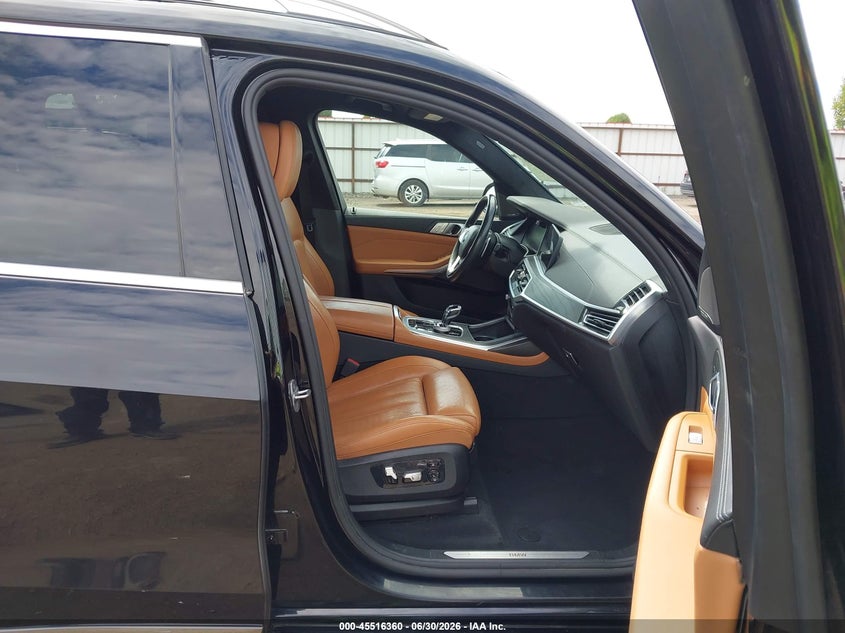 2020 BMW X7 VIN 5UXCW2C08L9C40921 IAAI salvage auction — RIGHT FRONT, Salvage Title, sold $17,400 on 2026-07-15 (photo 5)