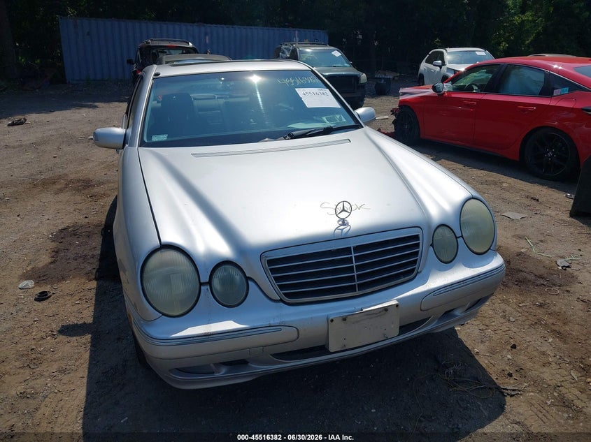 2000 Mercedes-benz E-class VIN WDBJF82J5YX037781 IAAI salvage auction — FRONT END, Clear (New York), sold $550 on 2026-07-28 (photo 6)