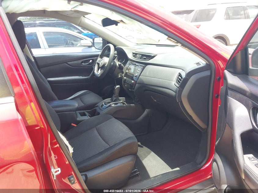 2017 Nissan Rogue VIN JN8AT2MT5HW394734 IAAI salvage auction — LEFT & RIGHT, Salvage (Texas), sold $925 on 2026-07-29 (photo 5)