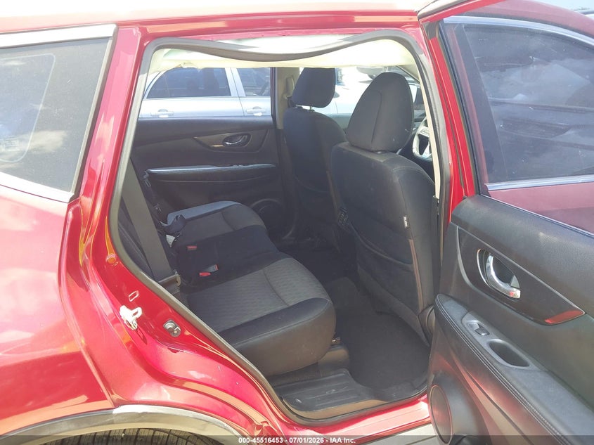 2017 Nissan Rogue VIN JN8AT2MT5HW394734 IAAI salvage auction — LEFT & RIGHT, Salvage (Texas), sold $925 on 2026-07-29 (photo 8)