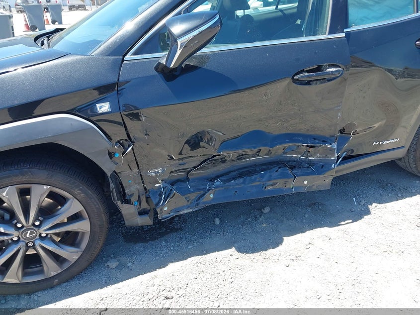 2021 Lexus Ux VIN JTHE9JBH0M2049728 IAAI salvage auction — SIDE, Salvage (California), sold $10,400 on 2026-08-24 (photo 6)