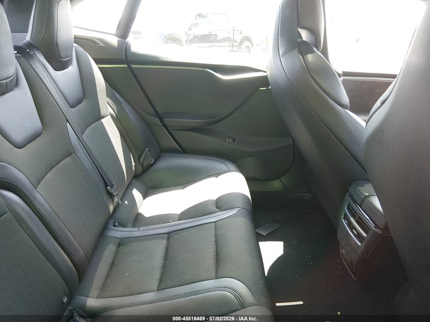 2018 Tesla Model s VIN 5YJSA1E24JF266680 IAAI salvage auction — FRONT END, Salvage Title, sold $4,150 on 2026-07-30 (photo 8)