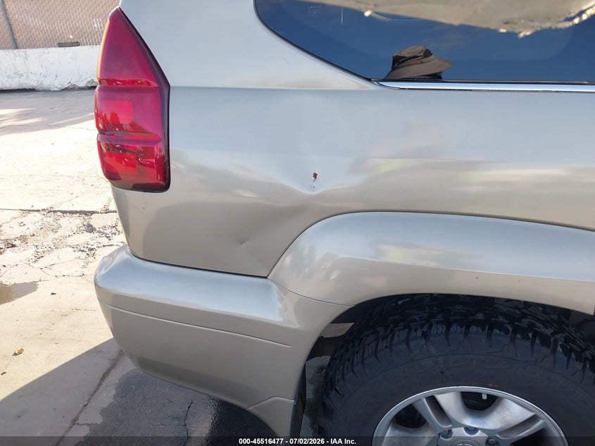2004 Lexus Gx 470 VIN JTJBT20X740067951 IAAI salvage auction — NORMAL WEAR, Clear - Dealer Only (California), sold $4,750 on 2026-07-13 (photo 6)
