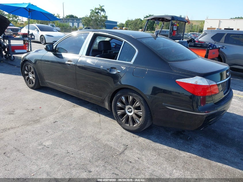 2010 Hyundai Genesis VIN KMHGC4DE6AU074130 IAAI salvage auction — NORMAL WEAR, Clear (Florida), sold $450 on 2026-07-09 (photo 3)