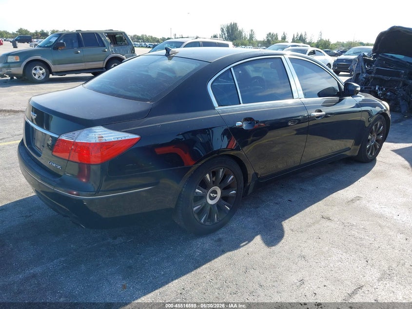 2010 Hyundai Genesis VIN KMHGC4DE6AU074130 IAAI salvage auction — NORMAL WEAR, Clear (Florida), sold $450 on 2026-07-09 (photo 4)
