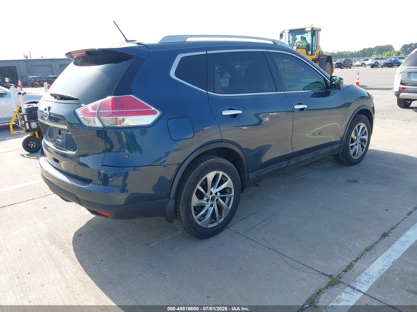 2015 Nissan Rogue VIN 5N1AT2MTXFC865492 IAAI salvage auction — REAR END, Clear (Indiana), sold $1,600 on 2026-07-29 (photo 4)