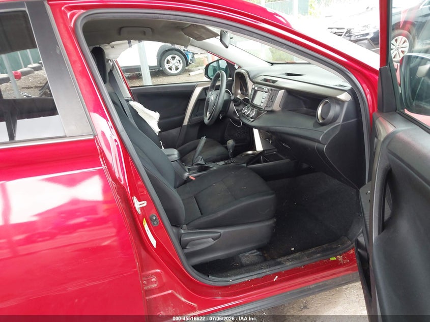 2015 Toyota Rav 4 VIN 2T3BFREV5FW393448 IAAI salvage auction — SIDE, Salvage - Greater Than 75% (Maryland), sold $2,250 on 2026-07-24 (photo 5)