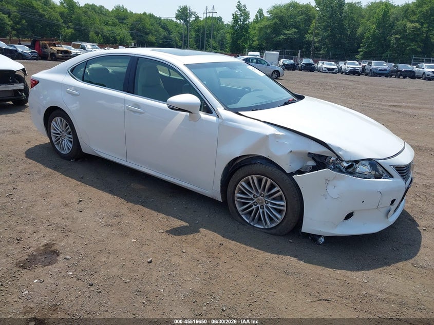 2015 Lexus ES VIN JTHBK1GG1F2153350 IAAI salvage auction — FRONT END, Salvage (Idaho), sold $3,750 on 2026-07-11 (photo 1)