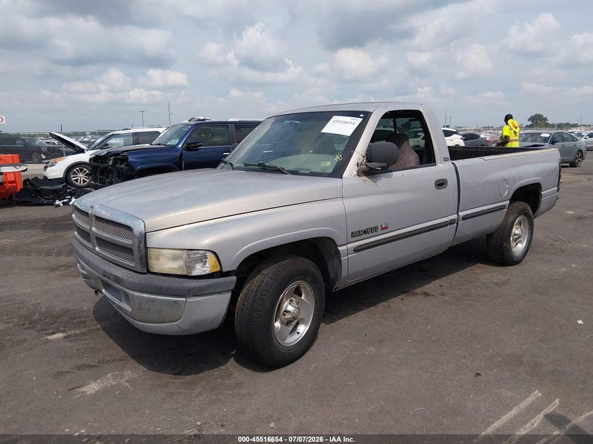 1998 Dodge Ram 1500 VIN 1B7HC16Z1WS701374 IAAI salvage auction — NORMAL WEAR, Clear (Missouri), sold $100 on 2026-07-19 (photo 2)