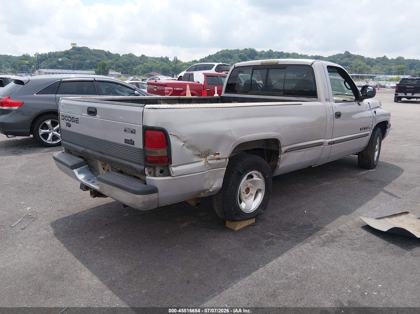 1998 Dodge Ram 1500 VIN 1B7HC16Z1WS701374 IAAI salvage auction — NORMAL WEAR, Clear (Missouri), sold $100 on 2026-07-19 (photo 4)
