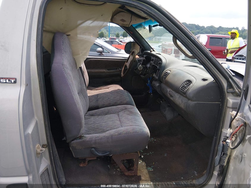 1998 Dodge Ram 1500 VIN 1B7HC16Z1WS701374 IAAI salvage auction — NORMAL WEAR, Clear (Missouri), sold $100 on 2026-07-19 (photo 5)