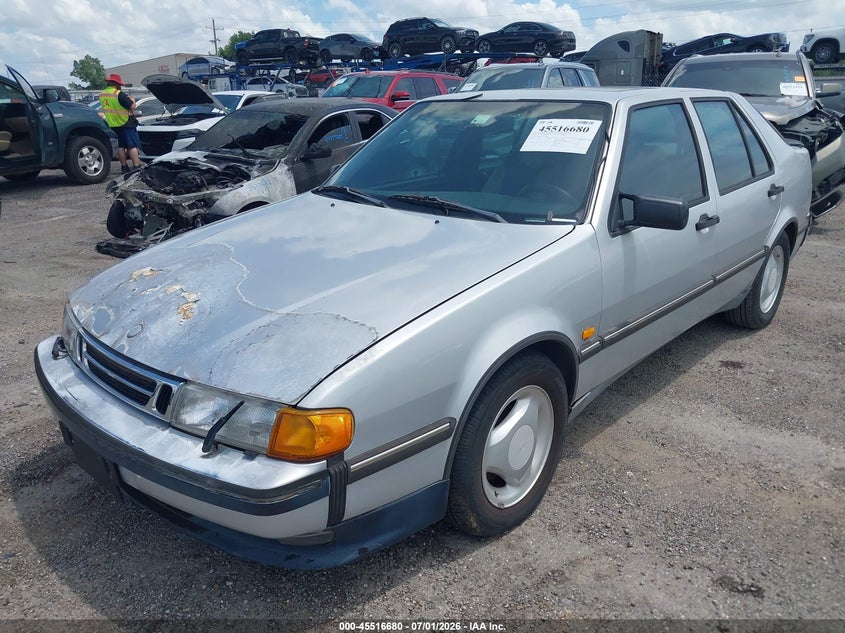 1997 Saab 9000 VIN YS3CF68M1V1029989 IAAI salvage auction — NORMAL WEAR, Clear (Oklahoma), sold $375 on 2026-07-07 (photo 2)