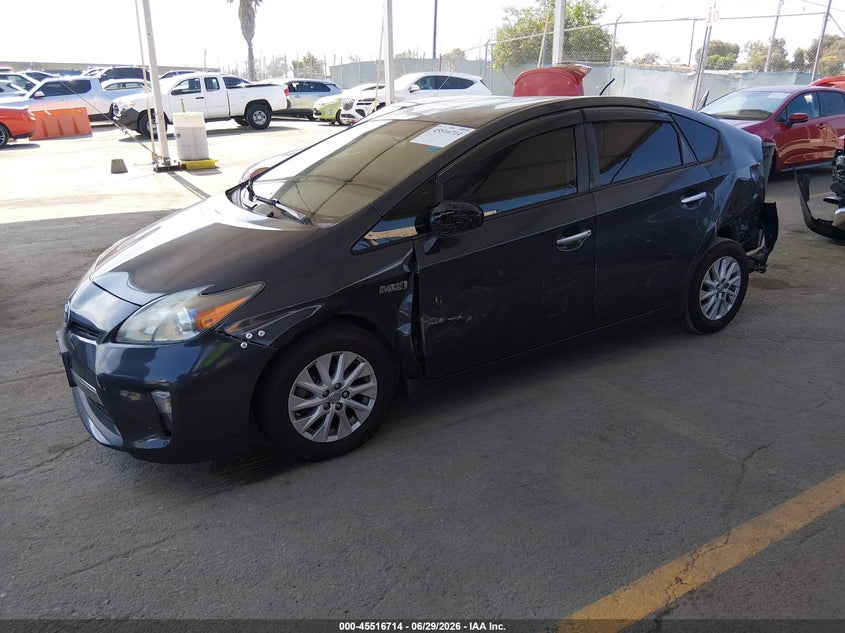 2014 Toyota Prius VIN JTDKN3DP9E3055488 IAAI salvage auction — REAR END, Salvage Title, sold $3,400 on 2026-08-02 (photo 2)