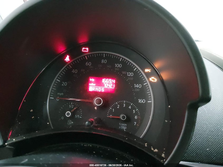 2008 Volkswagen Beetle VIN 3VWPG31C38M524205 IAAI salvage auction — RIGHT FRONT, Salvage (Idaho), sold $1,200 on 2026-08-07 (photo 7)