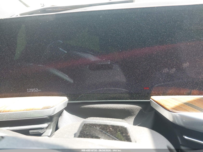 2025 Cadillac Escalade VIN 1GYS9GRL8SR255153 IAAI salvage auction — FRONT END, Salvage Title, sold $87,500 on 2026-09-08 (photo 7)