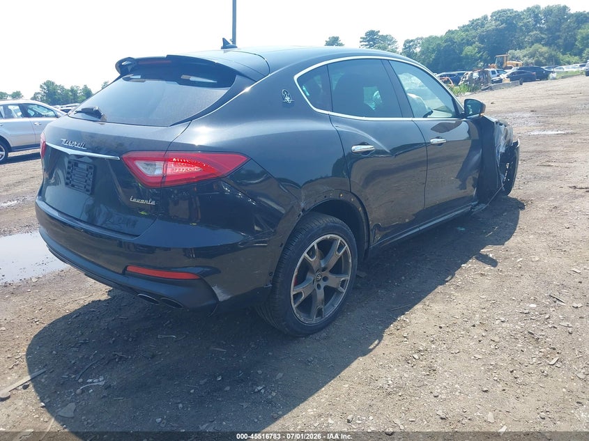 2019 Maserati Levante VIN ZN661XUS9KX338579 IAAI salvage auction — LEFT & RIGHT, Salvage Title, sold $5,350 on 2026-08-18 (photo 4)