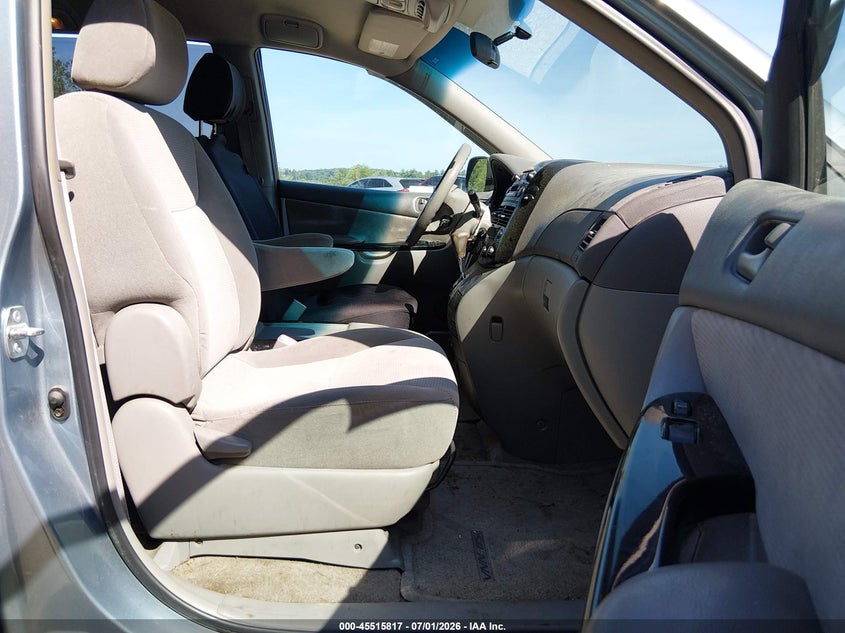 2005 Toyota Sienna VIN 5TDZA23C75S254959 IAAI salvage auction — LEFT SIDE, Clear (Massachusetts), sold $850 on 2026-07-29 (photo 5)